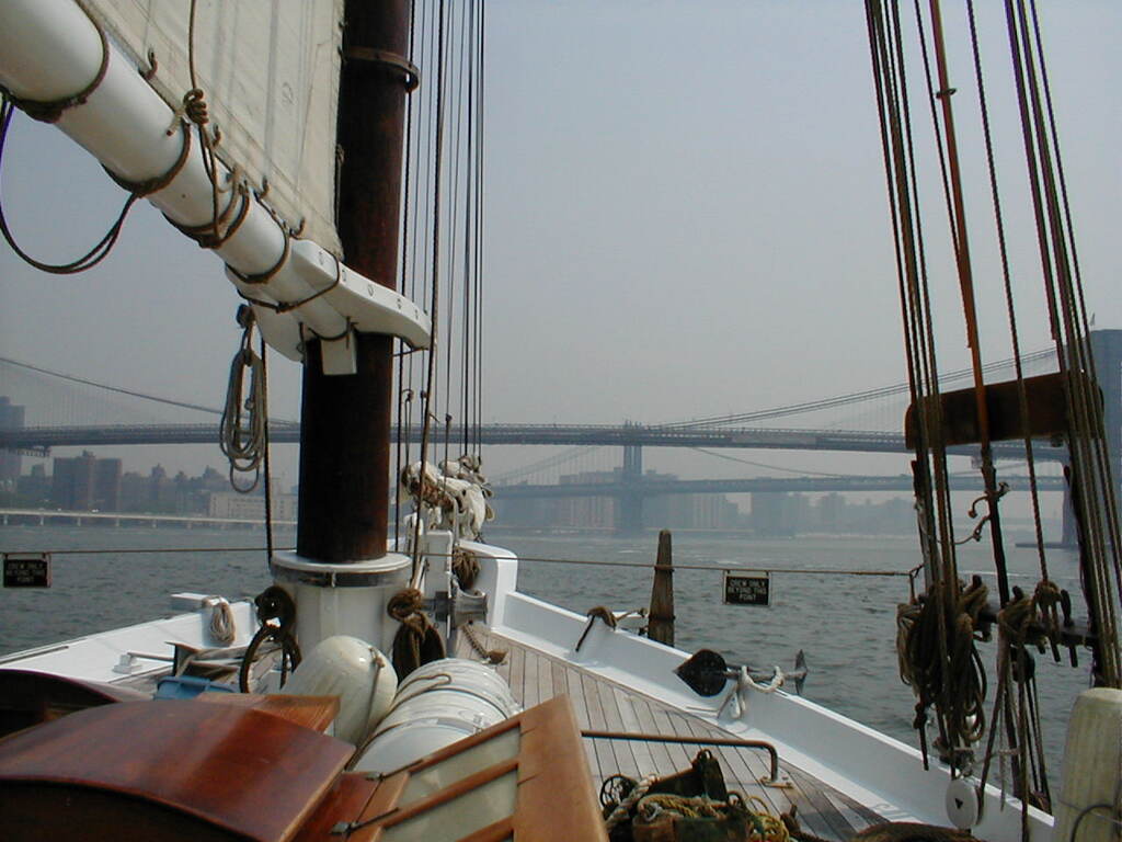 No description provided for: /2002/07-09/0712-jhu-cty-lcf/_2/photo030.html