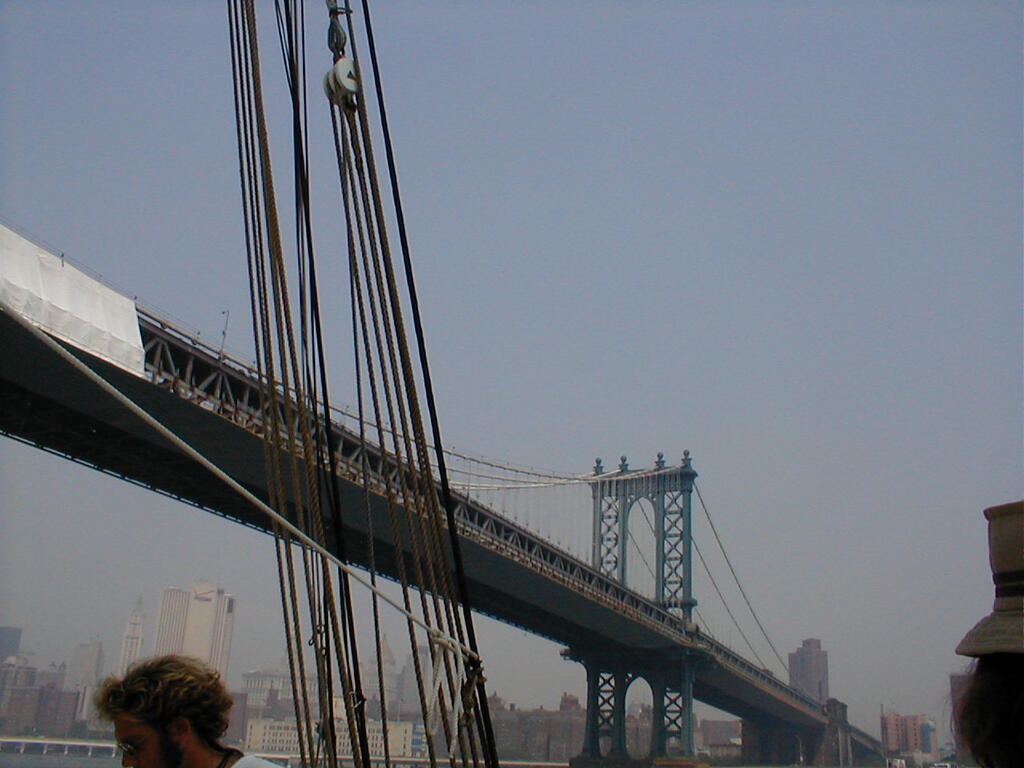 No description provided for: /2002/07-09/0712-jhu-cty-lcf/_2/photo035.html