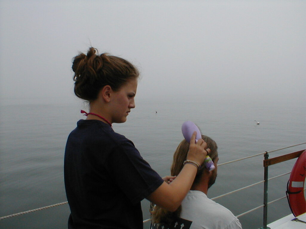 No description provided for: /2002/07-09/0712-jhu-cty-lcf/_2/photo042.html