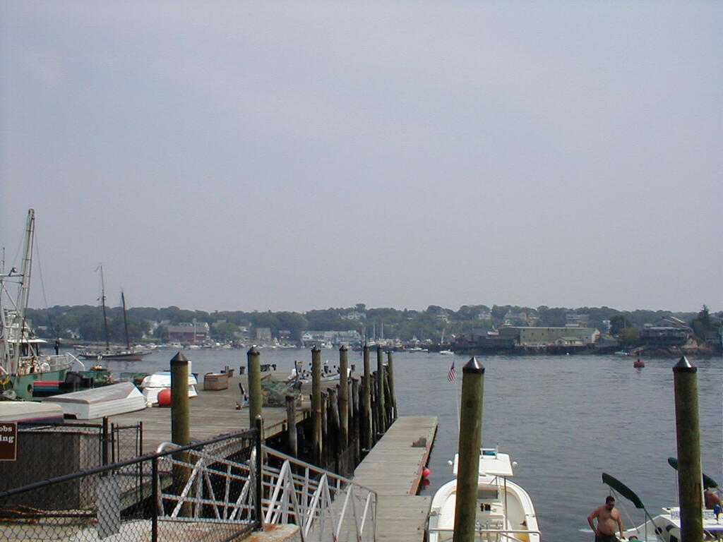 No description provided for: /2002/07-09/0712-jhu-cty-lcf/_4/photo082.html