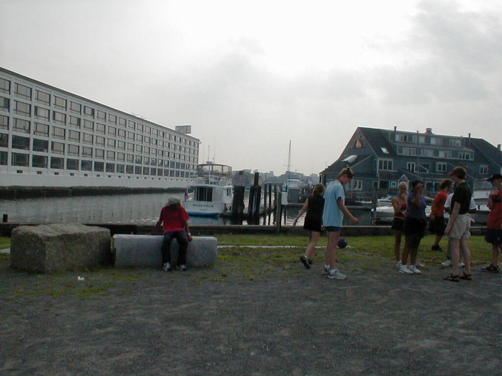 No description provided for: /2002/07-09/0712-jhu-cty-lcf/_4/photo092.html