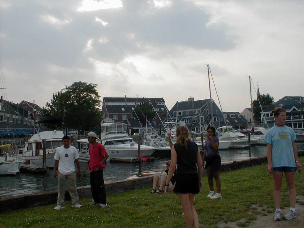 No description provided for: /2002/07-09/0712-jhu-cty-lcf/_5/photo098.html