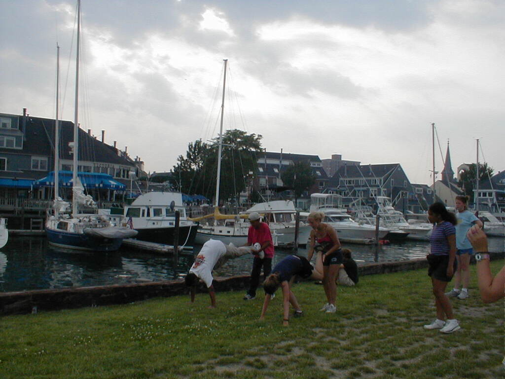 No description provided for: /2002/07-09/0712-jhu-cty-lcf/_5/photo101.html