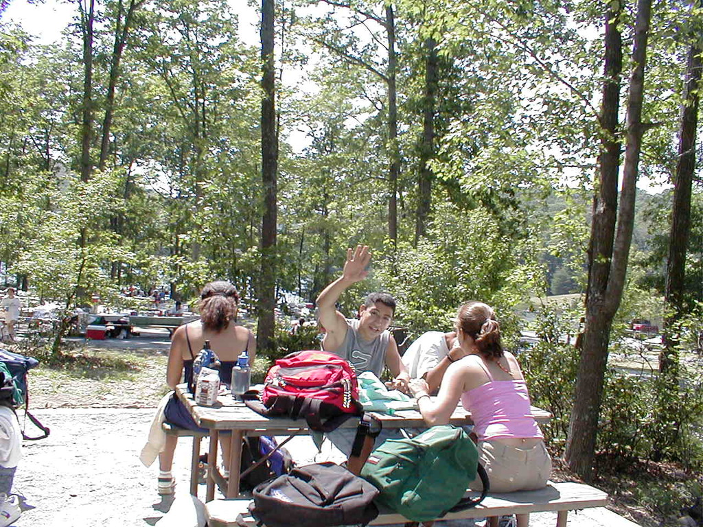 No description provided for: /2002/07-09/0712-jhu-cty-lcf/_5/photo109.html