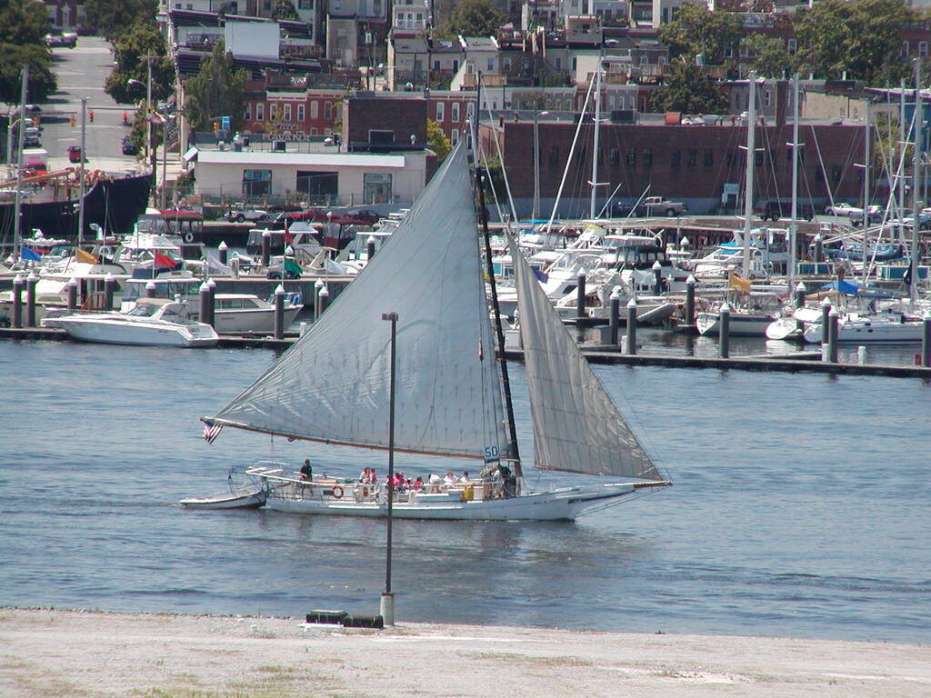 No description provided for: /2002/07-09/0712-jhu-cty-lcf/_6/photo140.html