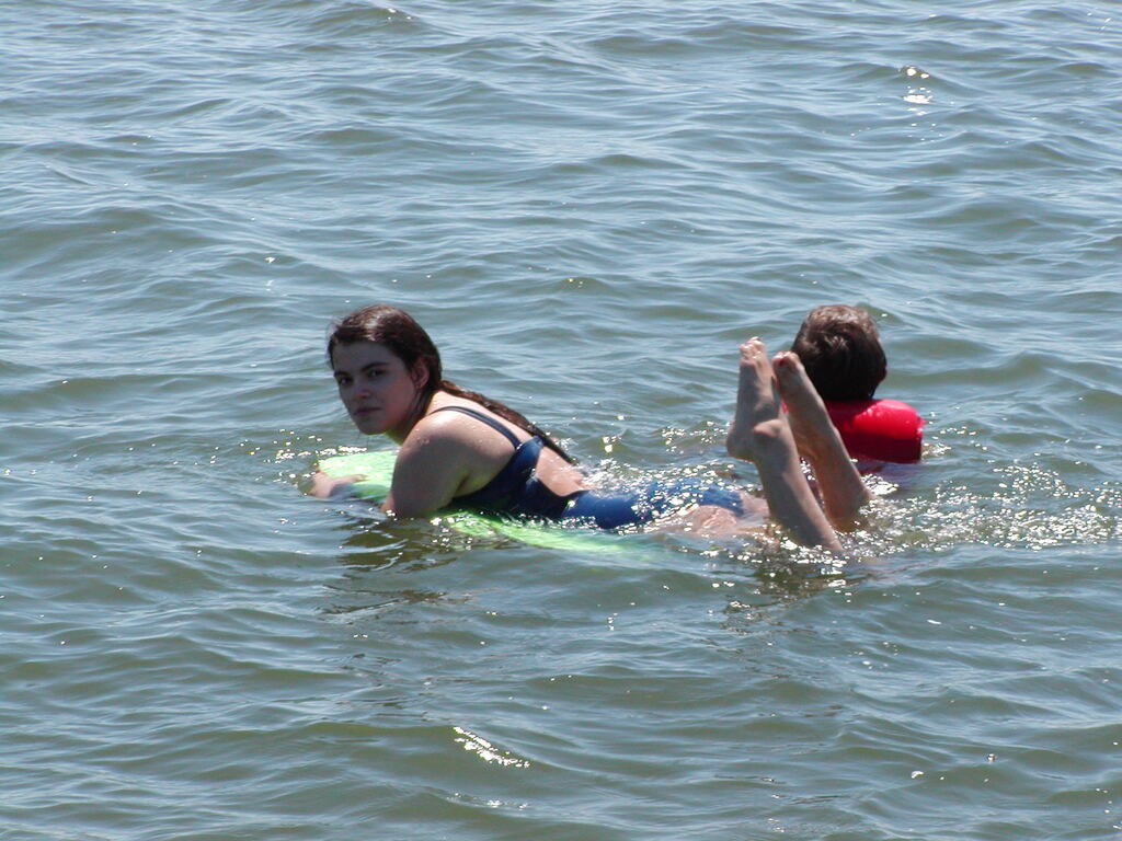 No description provided for: /2002/07-09/0716-sailing/photo10.html