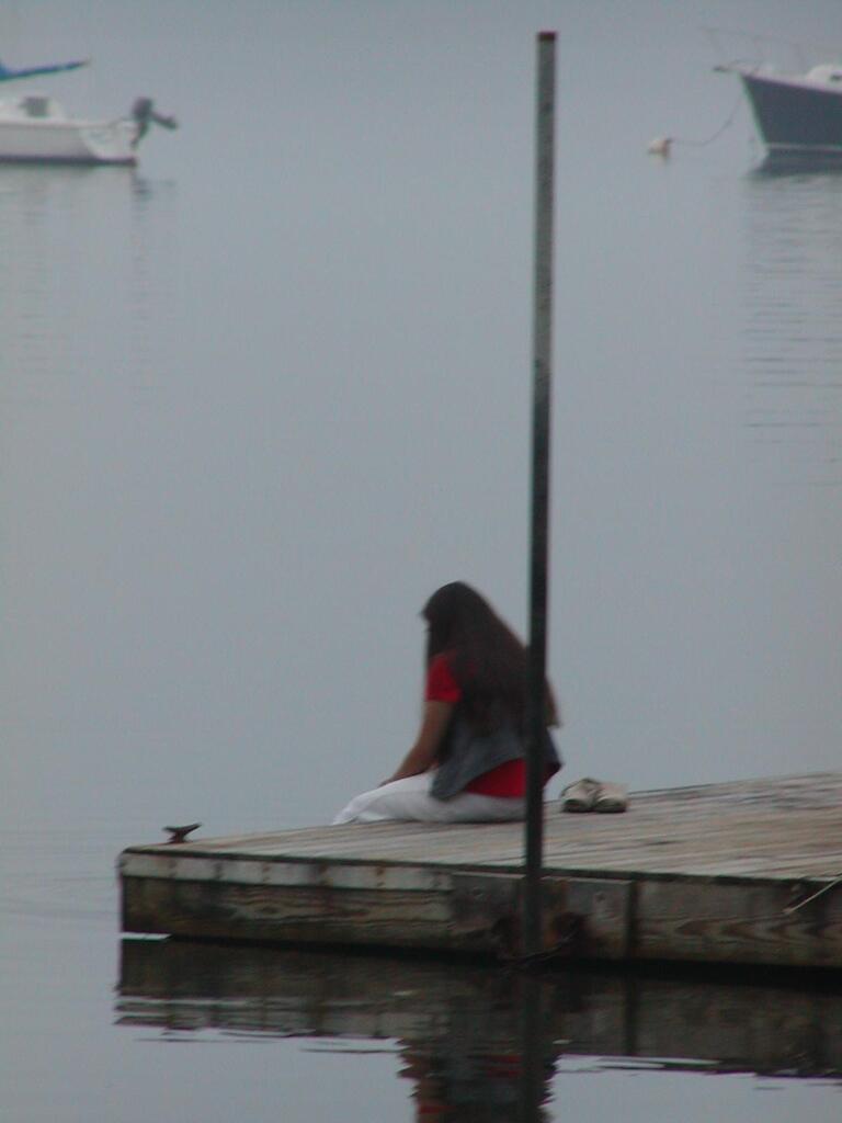 No description provided for: /2002/07-09/0719-quanset-pond/photo03.html