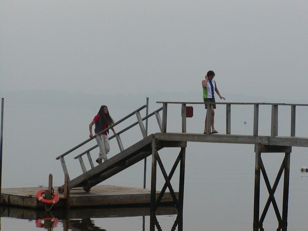 No description provided for: /2002/07-09/0719-quanset-pond/photo09.html