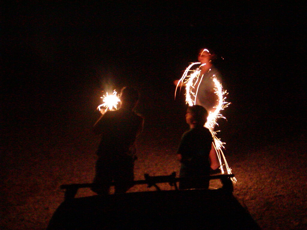 No description provided for: /2002/07-09/0719-virginia-bday/photo07.html