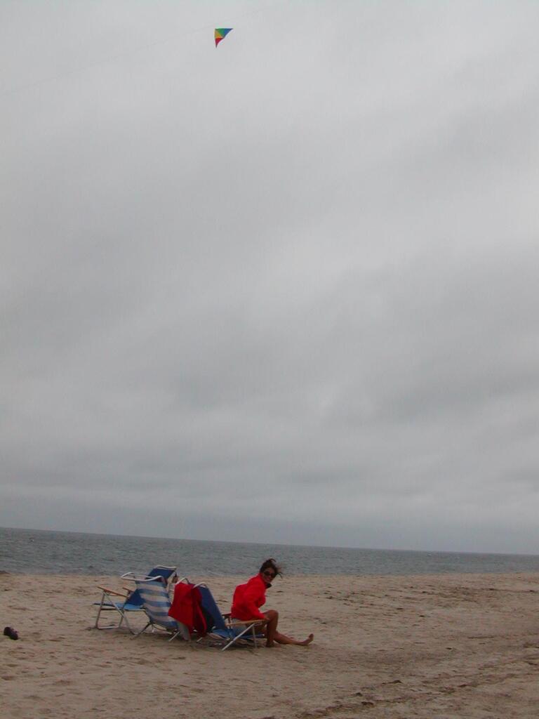 No description provided for: /2002/07-09/0720-kites/_1/photo16.html