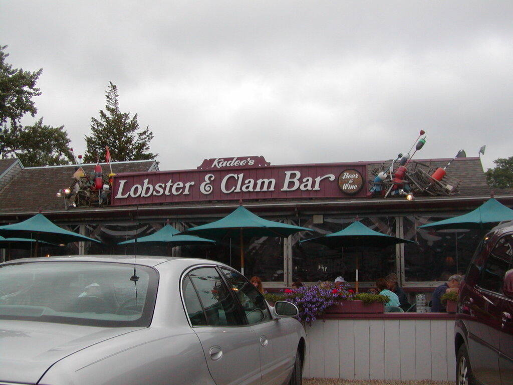 No description provided for: /2002/07-09/0720-kites/_3/photo46.html