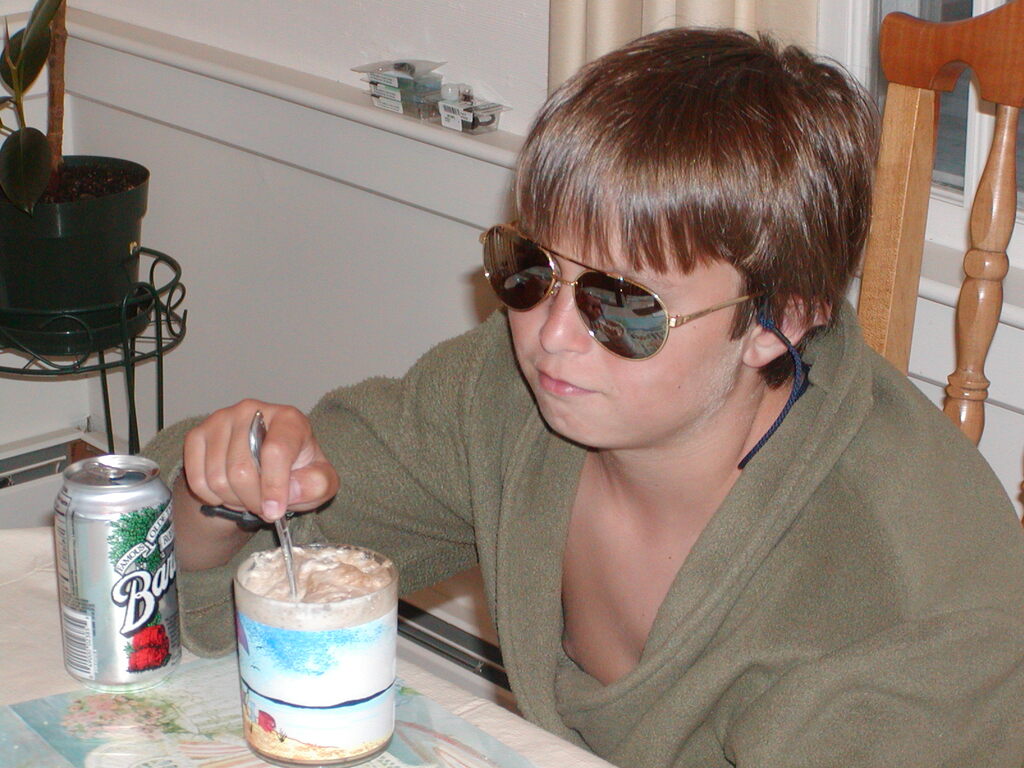 No description provided for: /2002/07-09/0726-kites/photo02.html