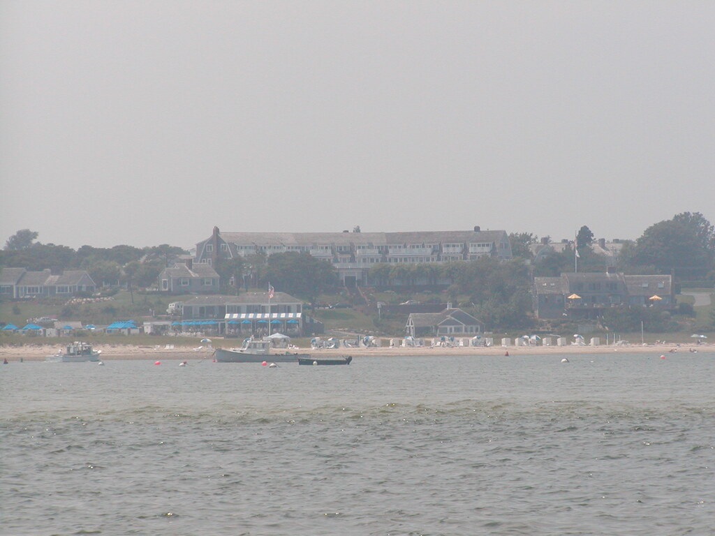 No description provided for: /2002/07-09/0730-sail-to-atlantic/_1/photo11.html