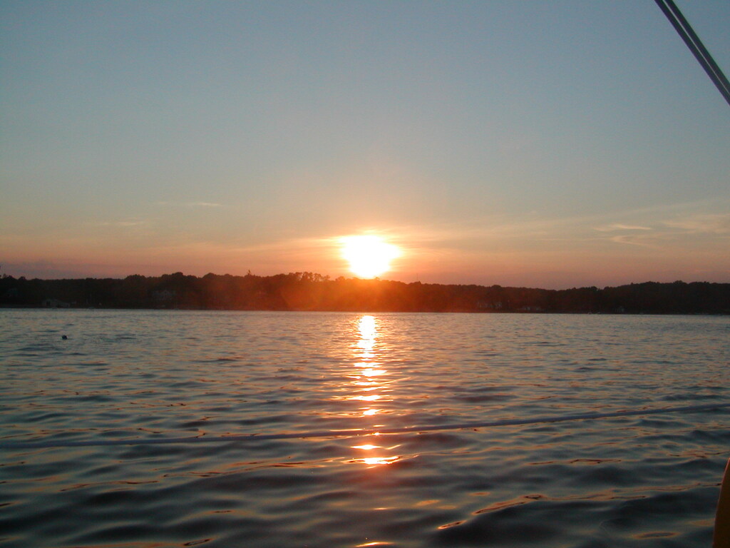 No description provided for: /2002/07-09/0801-sunset-sail/_1/photo12.html