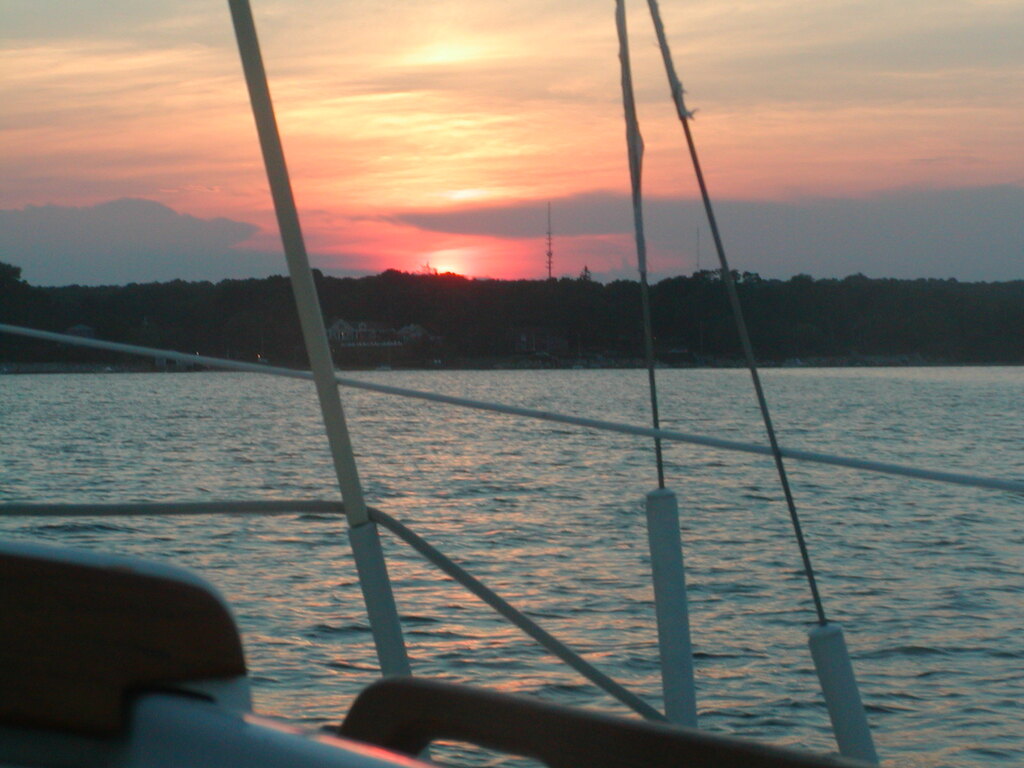 No description provided for: /2002/07-09/0801-sunset-sail/_2/photo27.html
