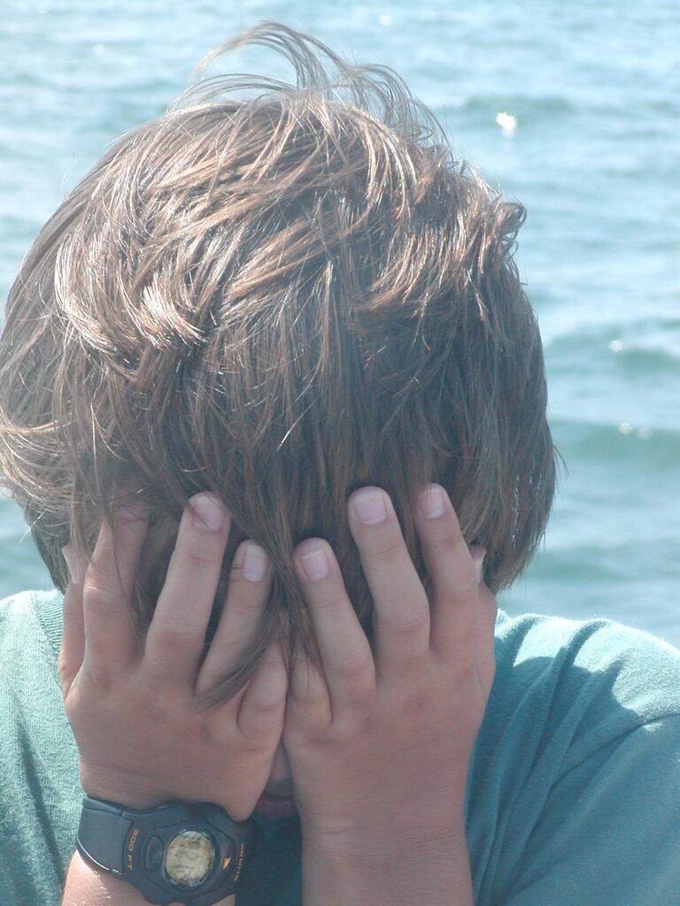 No description provided for: /2002/07-09/0804-seal-tour/_2/photo24.html