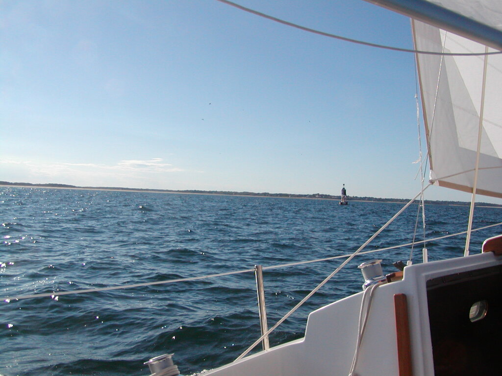 No description provided for: /2002/07-09/0808-monomoy-sail/photo03.html