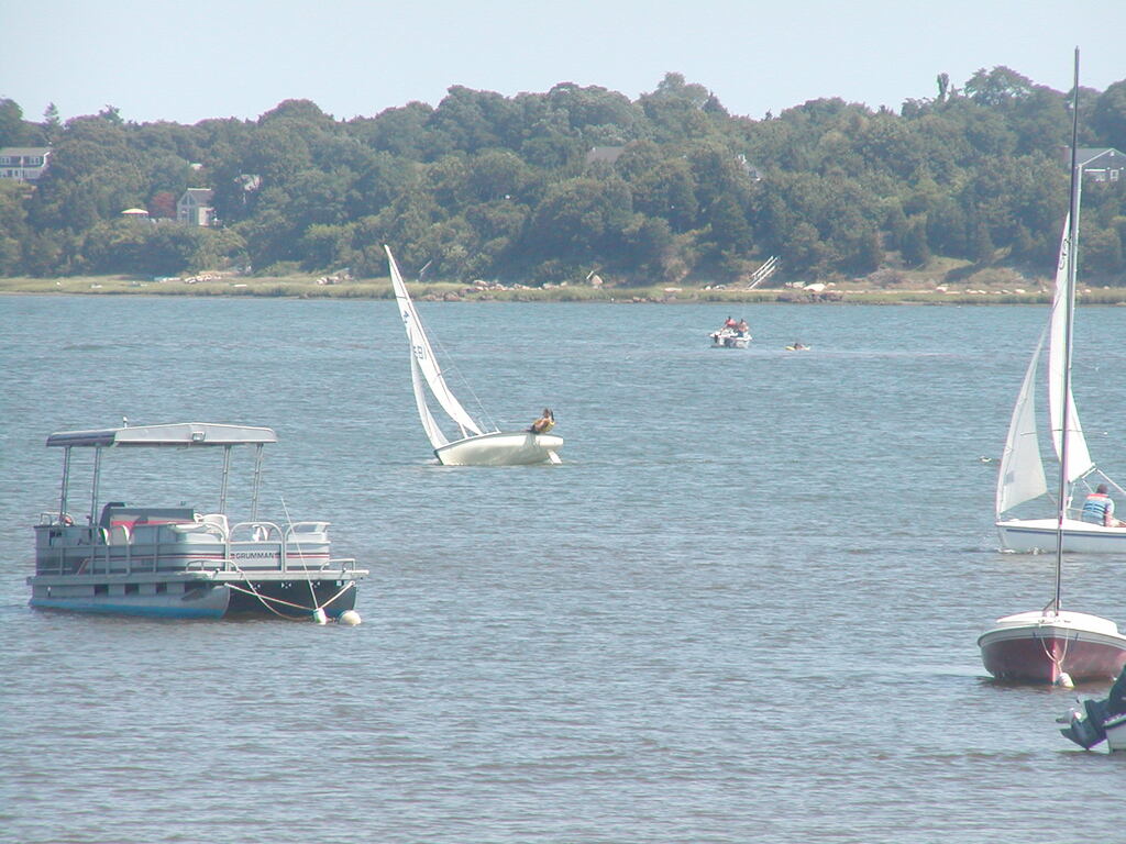 No description provided for: /2002/07-09/0811-erin420/photo01.html