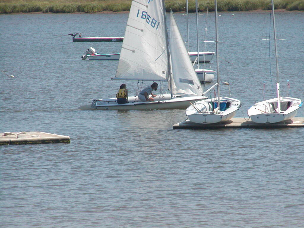 No description provided for: /2002/07-09/0811-erin420/photo16.html