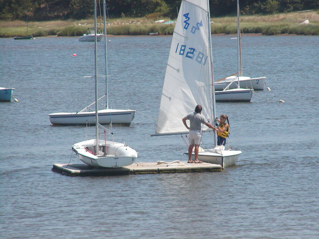 No description provided for: /2002/07-09/0811-erin420/photo20.html