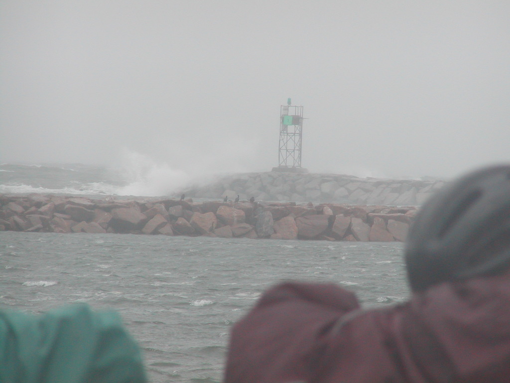 No description provided for: /2002/10-12/1012-bsa-block-island/photo04.html