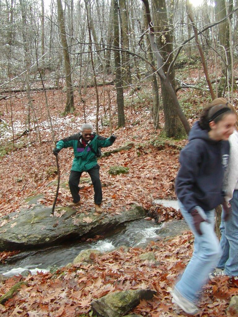 No description provided for: /2002/10-12/1123-bday-hike/photo08.html