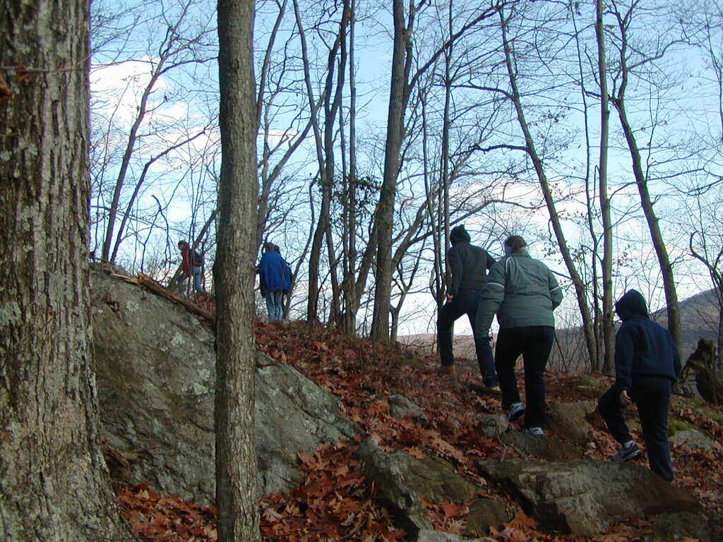 No description provided for: /2002/10-12/1124-bday-hike/_1/photo06.html