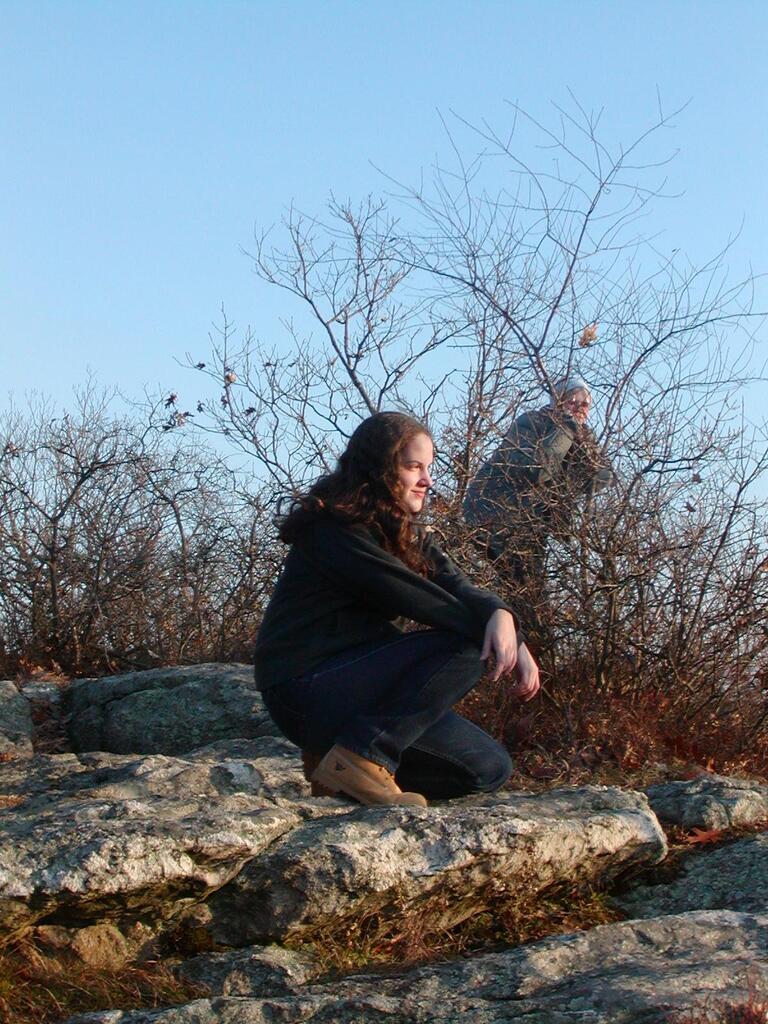 No description provided for: /2002/10-12/1124-bday-hike/_2/photo37.html