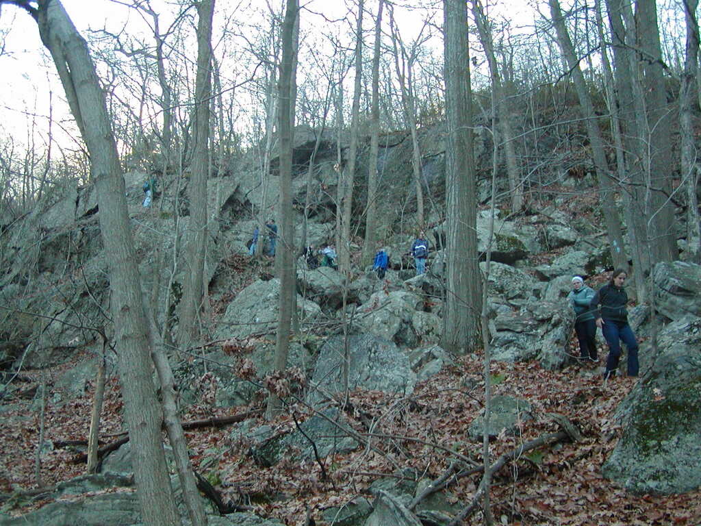 No description provided for: /2002/10-12/1124-bday-hike/_2/photo47.html