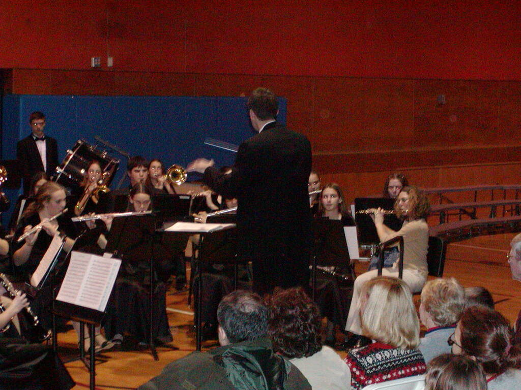 No description provided for: /2002/10-12/1217-band-concert/_2/photo22.html