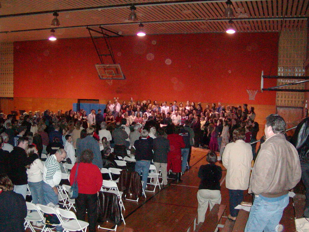 No description provided for: /2002/10-12/1217-band-concert/_2/photo33.html