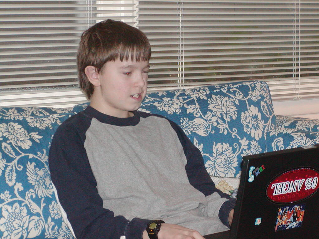 No description provided for: /2002/10-12/1225-christmas/photo03.html