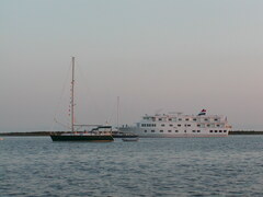 Image file: photo04.jpg