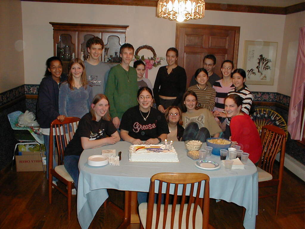 No description provided for: /2003/01-03/0116-megan-bday/photo06.html