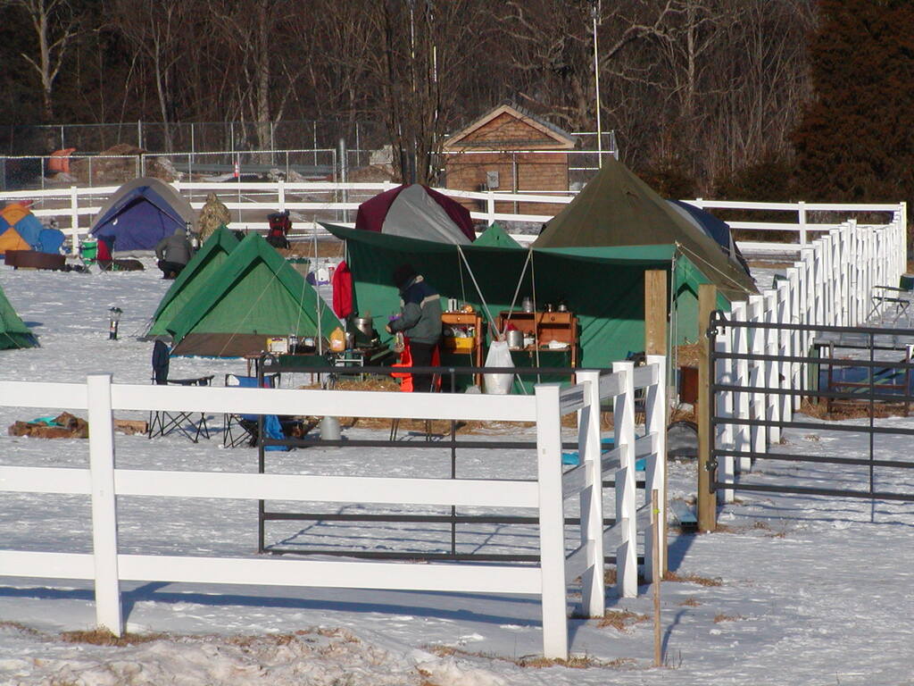 No description provided for: /2003/01-03/0118-klondike/_1/photo12.html