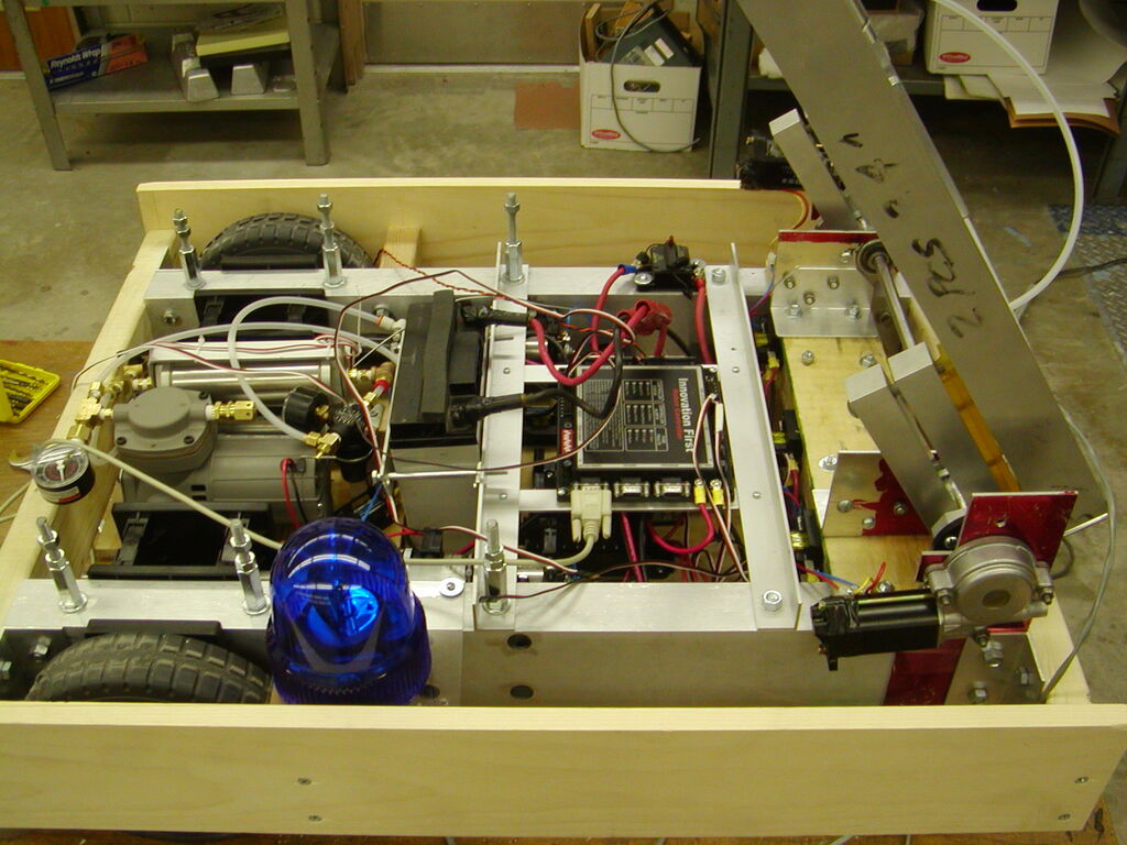 No description provided for: /2003/01-03/0214-bhs-robo/photo10.html