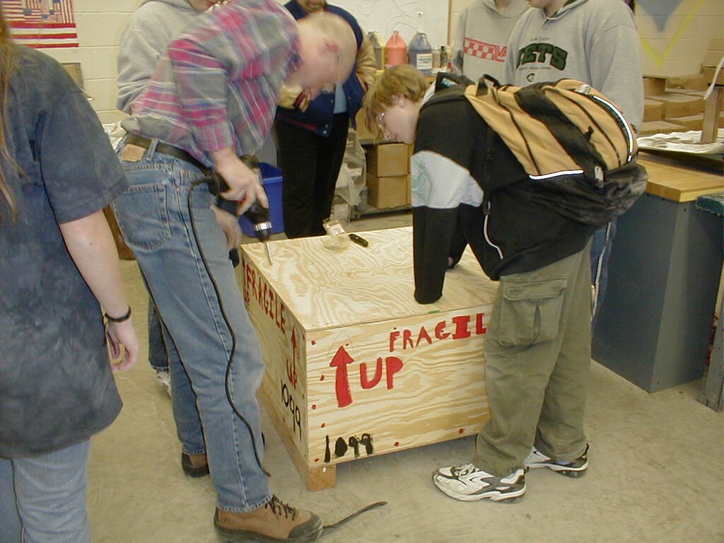 No description provided for: /2003/04-06/0410-robotics/photo01.html