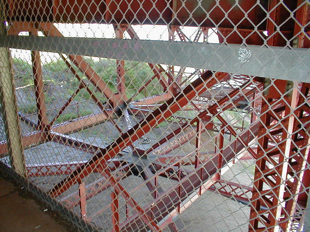 No description provided for: /2003/04-06/0420-san-fransisco/_1/photo05.html