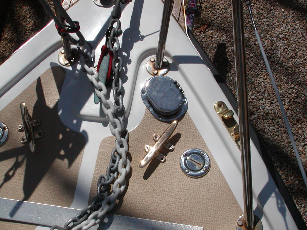 No description provided for: /2003/04-06/0504-boat-jobs/photo23.html