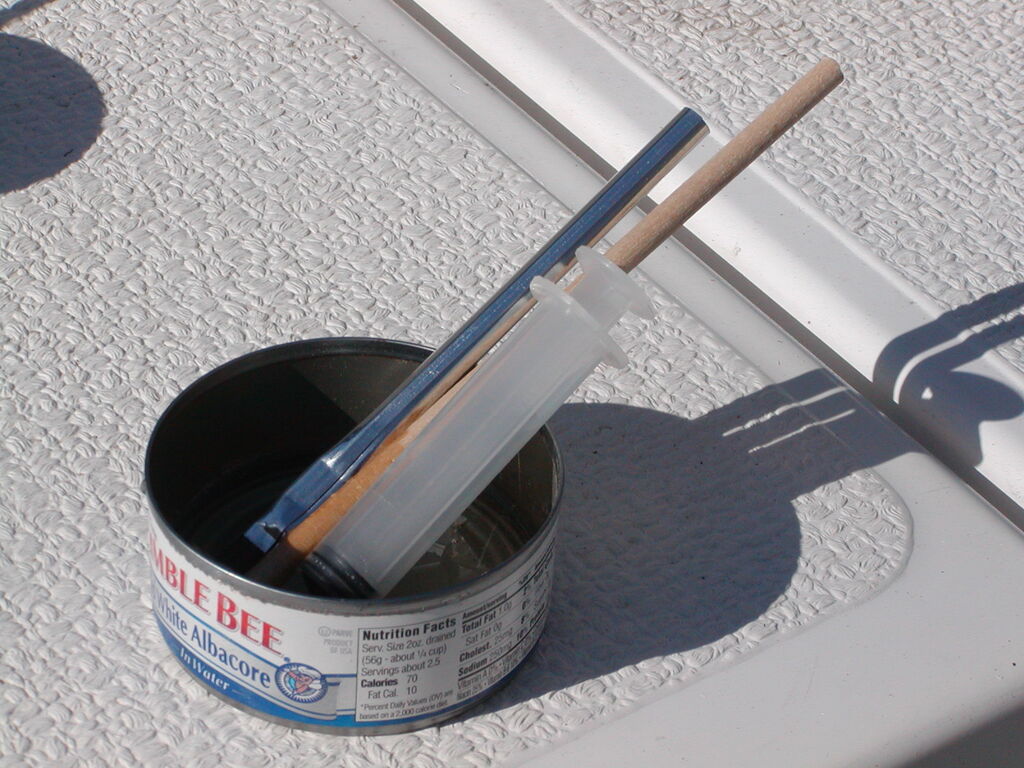 No description provided for: /2003/04-06/0504-boat-jobs/photo25.html