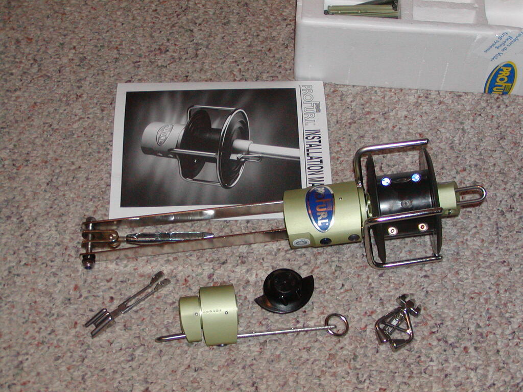 No description provided for: /2003/04-06/0510-boat-work/photo01.html