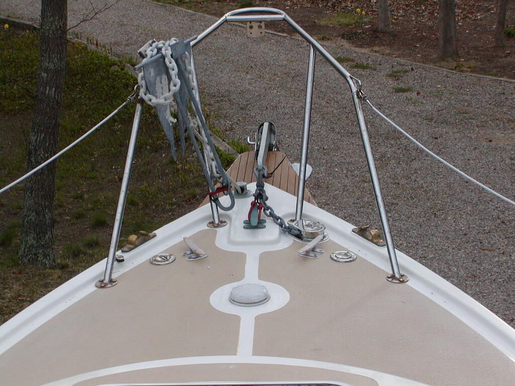 No description provided for: /2003/04-06/0510-boat-work/photo04.html