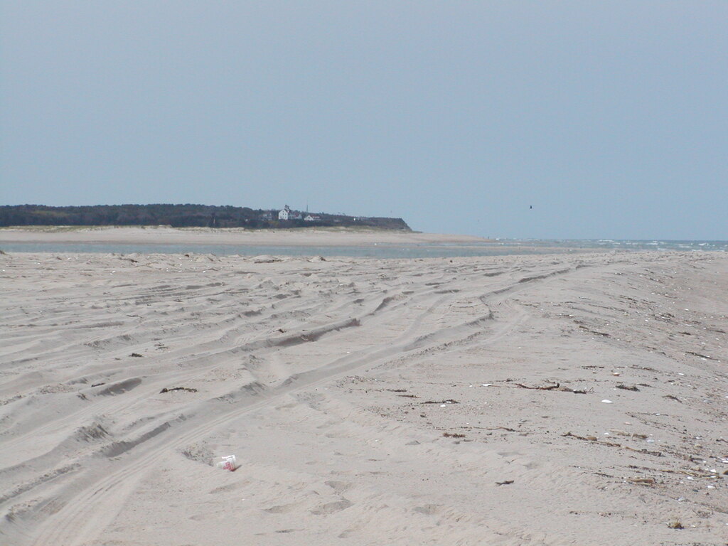 No description provided for: /2003/04-06/0511-nauset-walk/photo13.html