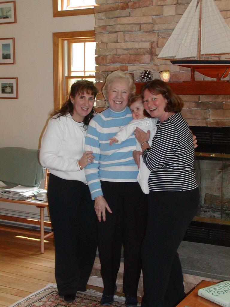 No description provided for: /2003/04-06/0514-bloomie/photo06.html