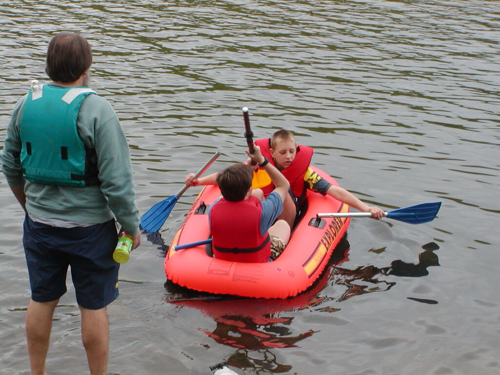 No description provided for: /2003/04-06/0525-bday-kayak/_1/photo11.html