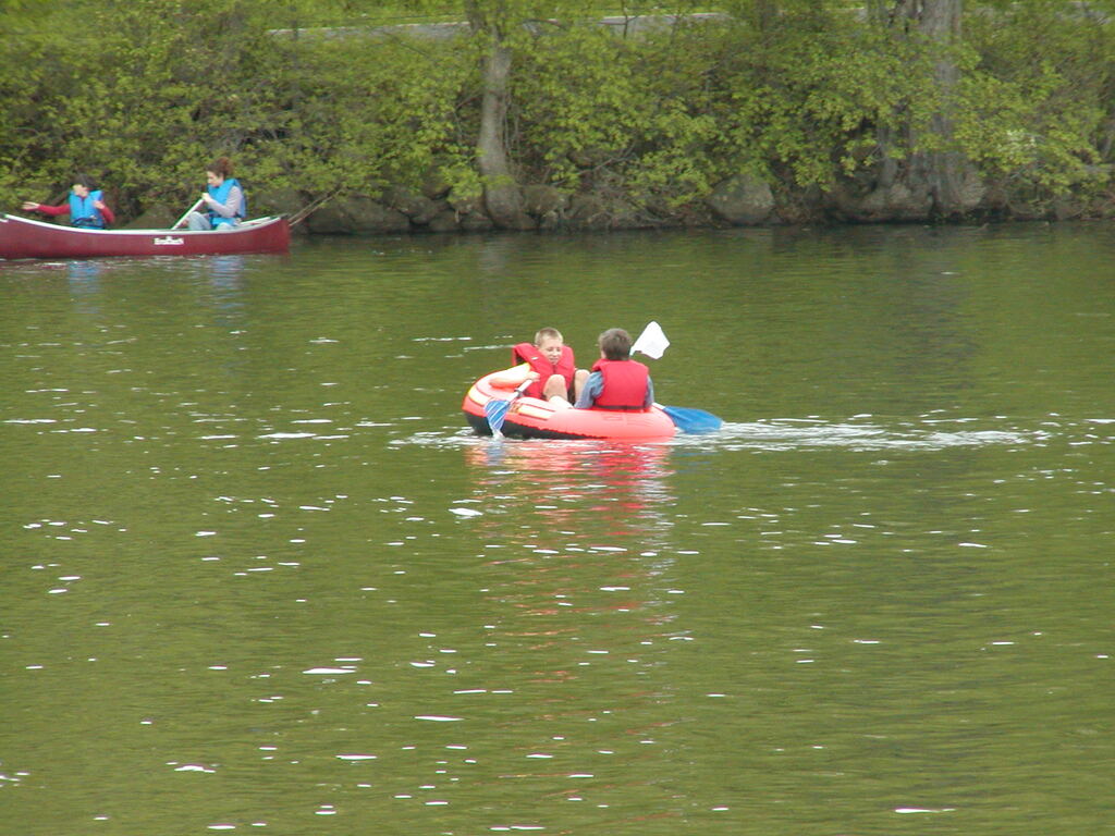 No description provided for: /2003/04-06/0525-bday-kayak/_1/photo14.html