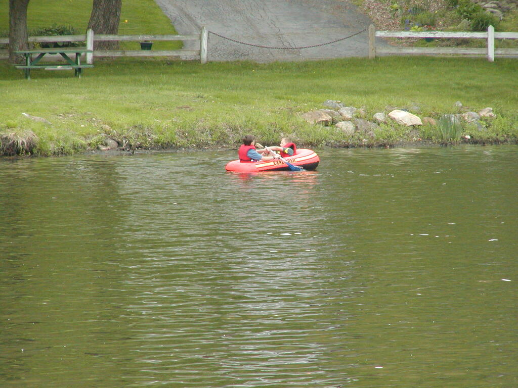 No description provided for: /2003/04-06/0525-bday-kayak/_1/photo15.html