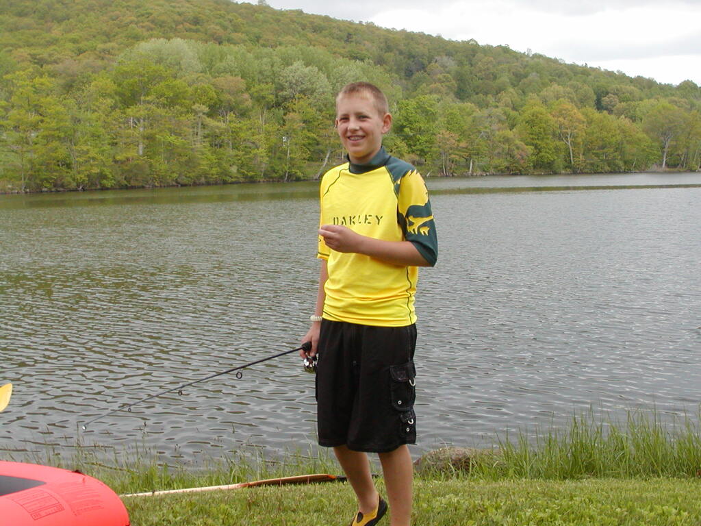 No description provided for: /2003/04-06/0525-bday-kayak/_2/photo30.html