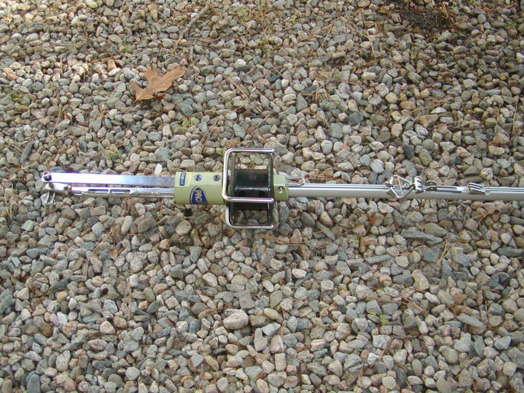 No description provided for: /2003/04-06/0617-boat-work/photo03.html