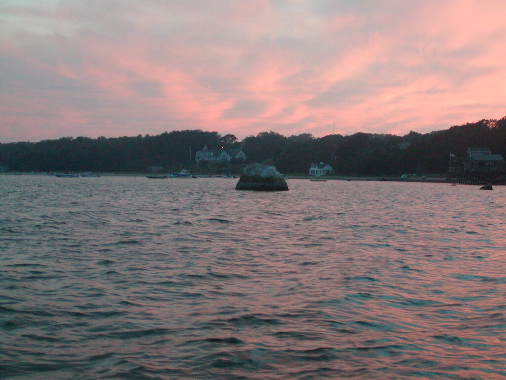 No description provided for: /2003/07-09/0702-boat-launch/photo06.html